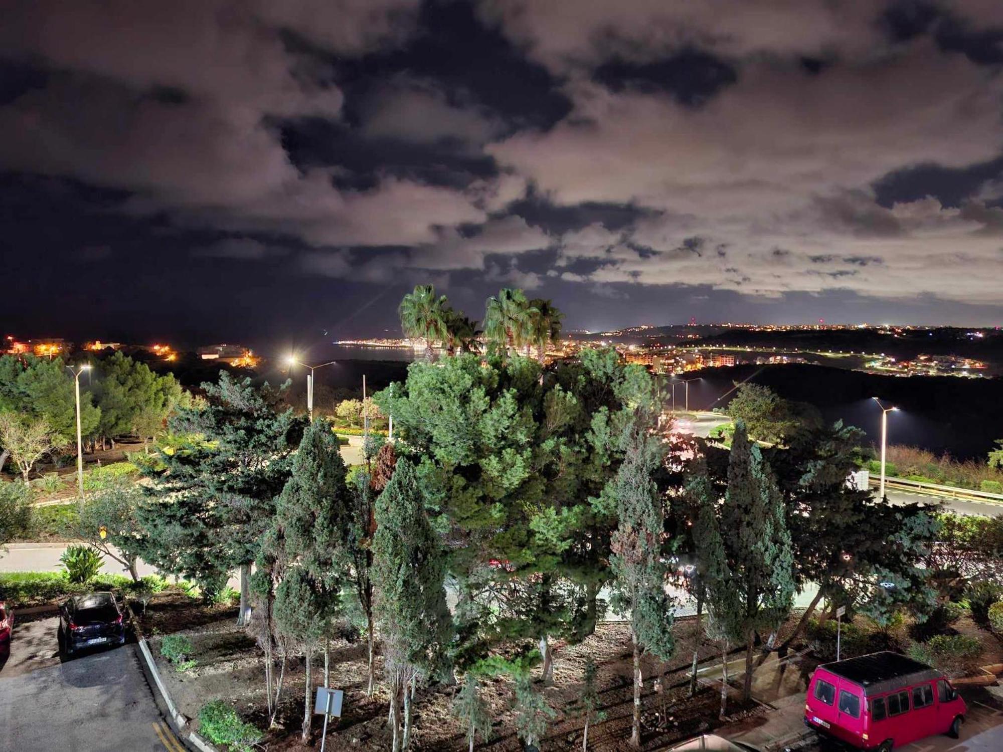 2-bed In With Sea And Country View Apartment *